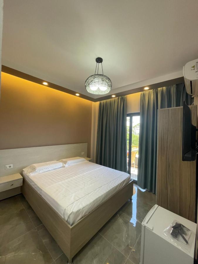Hotel Qetesia-Te Indriti Velipoje Bagian luar foto