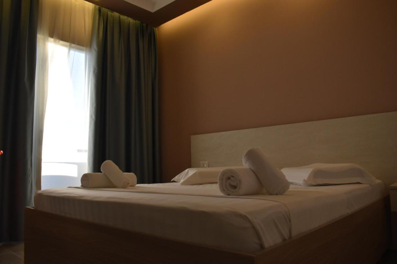 Hotel Qetesia-Te Indriti Velipoje Bagian luar foto