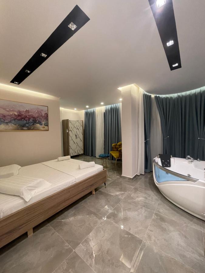 Hotel Qetesia-Te Indriti Velipoje Bagian luar foto