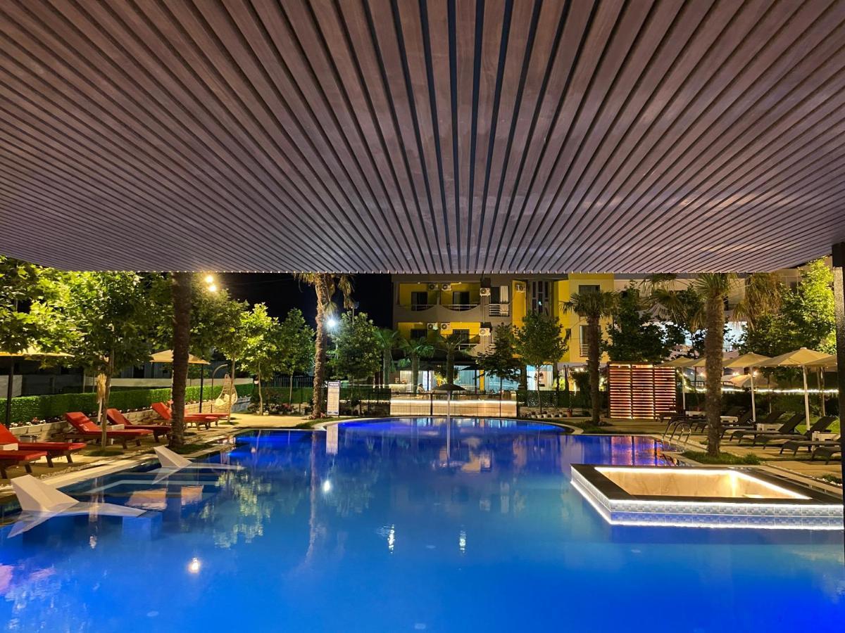 Hotel Qetesia-Te Indriti Velipoje Bagian luar foto