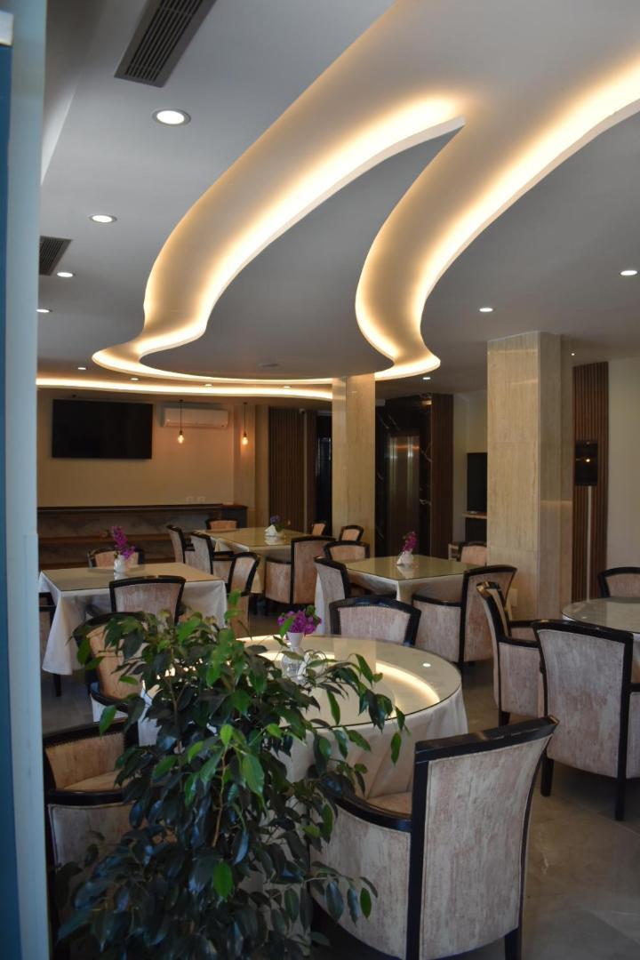 Hotel Qetesia-Te Indriti Velipoje Bagian luar foto